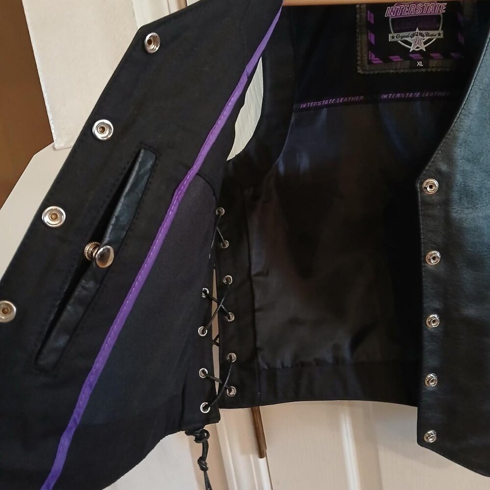 Black Interstate Leather Snap-Up Lined Biker Vest… - image 5